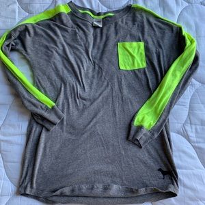 VS PINK LONG SLEEVES (sold)